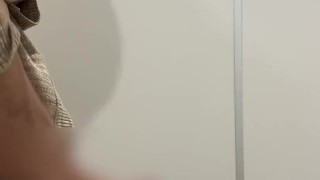 素人日本人の男のオナニー！気持ち良すぎて大量に精子がでちゃった！