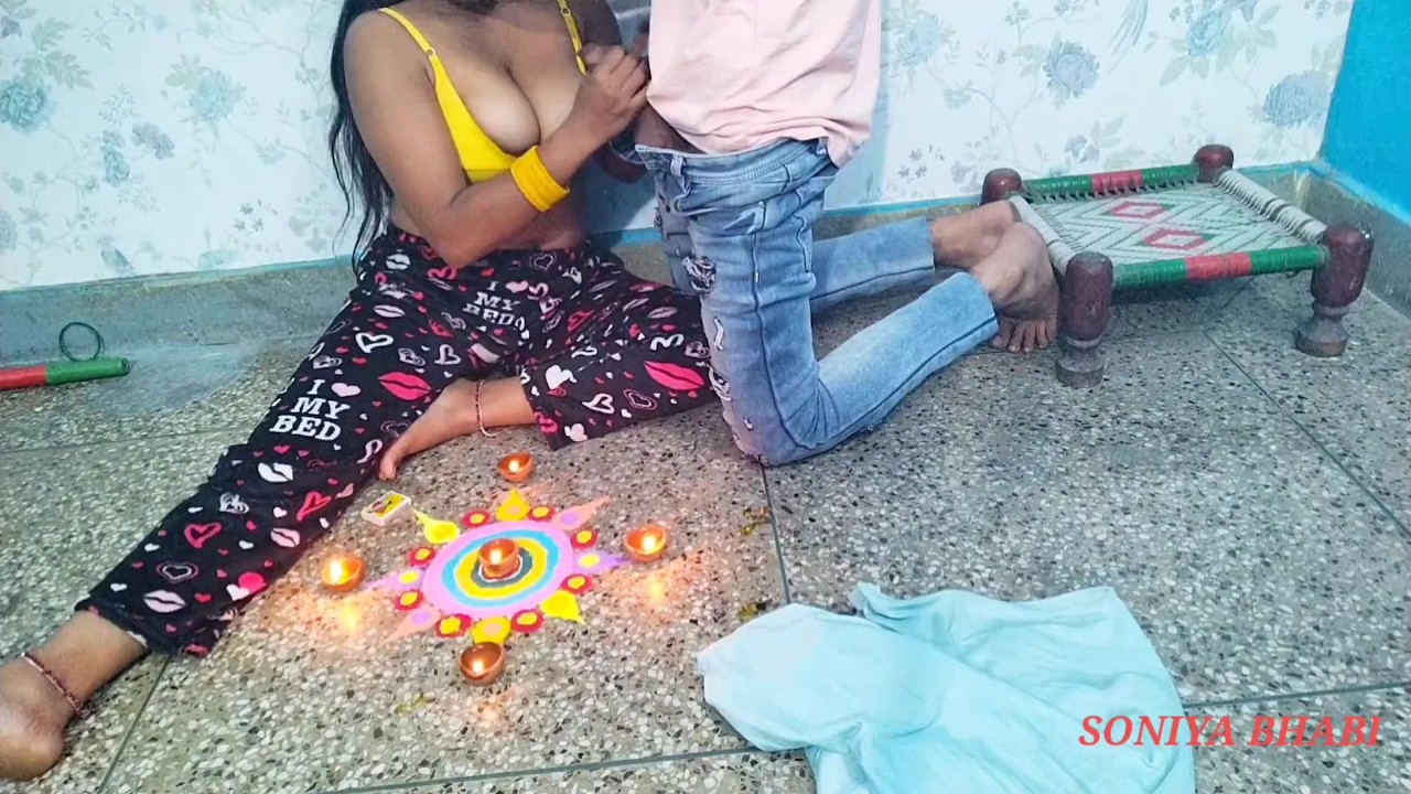 Step-sister soniya got long pussy fuck with squirting on her engagement in clear hindi audio -IndiansPorno