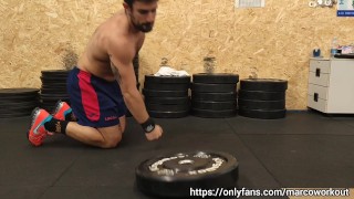 Weighted push-ups with 20kg