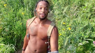 KennieJai walks nude by the river in Chicago and gets caught