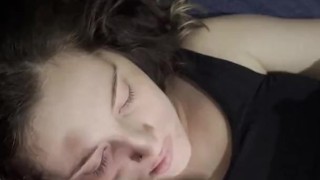 ESTABA DISTRAIDA ASI QUE ME CORRI EN SU TIERNO ROSTRO