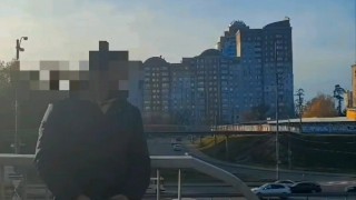 Hot wanker on public street