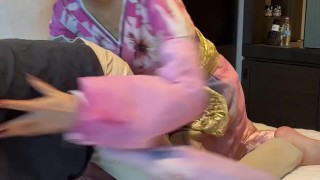 【くすぐり検証】四つん這いの人をくすぐったらどうなるう！？♡ #shorts