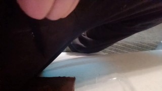 Sean cums on brownie