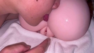 『個人撮影』イケメンクズ大学生はレズ色白美少女（オナホ）をアナル舐めして潮吹きレベルの濃厚お漏らしさせてしまう