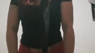 Me quito la ropa sensualmente