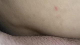 Чморить пассива, ебет его без гандона и кончает в него. КРУПНЫЙ ПЛАН