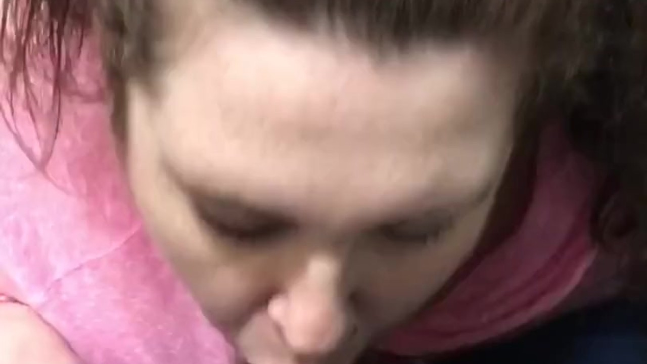 Birthday blowjob ends with a facial 😍💋🥵