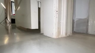 Macrophilia - unaware Giant shower
