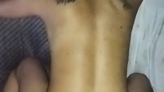 🔥 Amiga mordiendo la almohada