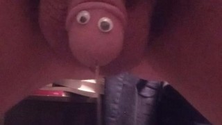 Happydirk pissing