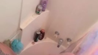 Blowing each other in shower again