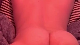 Showing off my bubble butt for daddy