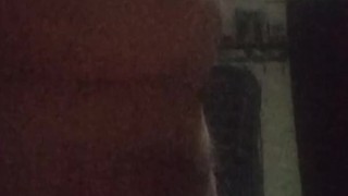 Gay se corre en un plato rojo red