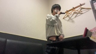 【手コキカラオケ】1人でイクのを我慢しながら歌いながらシコり続けます！！