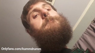 You deserve a hot cock in your mouth! Let me help you and cum down your throat!