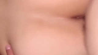 I love to fuck & feel daddy cum. 🤤