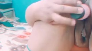 Me pongo cachonda con mi vecino