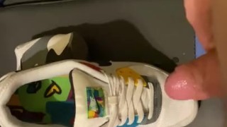 Giving love to my AirMax 90 Peace and Love