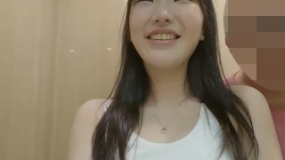 ニコニコ可愛い！性格最高！地下アイドル⑤普通のカフェの店内で見つからないよう露出SEXチャレンジ　その1　おもちゃ仕込んでフェラさせてみた