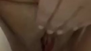 Me masturbo bien rico, me follas ?