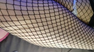 Me pone empinadita para mojarle toda la Berga el tío de mi mejor amiga