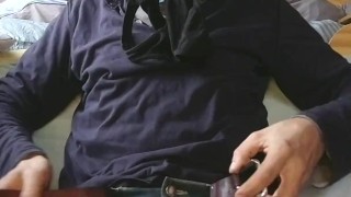 Jerking off with my X´s underwear that I found when cleaning - Vertical 60fps