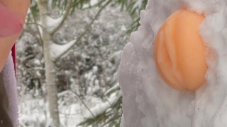 Santa fucks a snow woman - Vertical 60fps