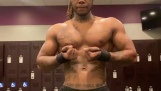 22 yr old flexing