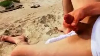 Public jerk off in public beach!! Onlyfans @sexychefprovip