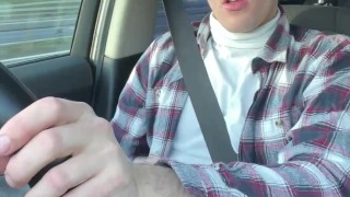 Risky Car Blowjob in Traffic