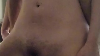 Milf has an orgasm sitting on hubby's face 😘