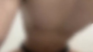 【女性向け無料オナニーR18/ASMR】耳を舐めながら腰を振る姿がエロい。