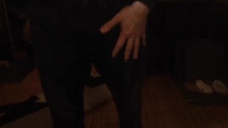 Pissing my jeans in the living room feels very good!!
