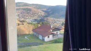 Je la baise a l'hotel avec une vue sur les vosges