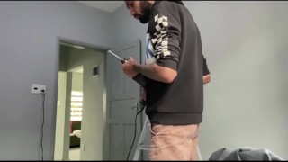 called a rented husband and left it at ease