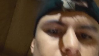 masturbándose por primera vez