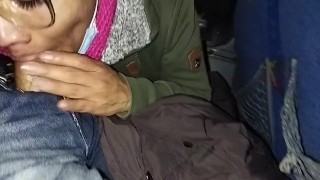 👅 Mamadas de 1a Clase en el Autobus