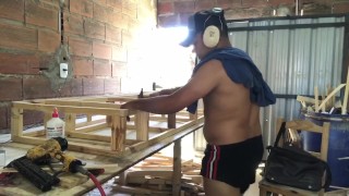 Mi amigo me pide que lo ayude en su carpintería pero el Pinocho no se aguanta!!🌡 - 1ra parte