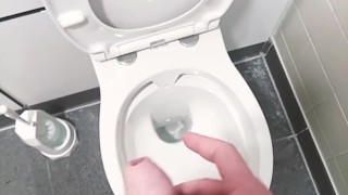 cum in public toilts
