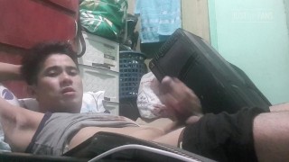 Pinoy jackoff with cumshot