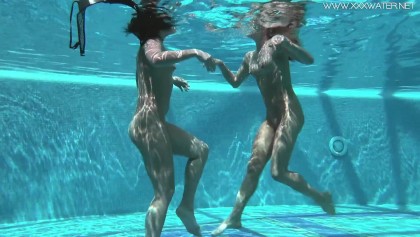 Brother And Sister Underwater Sex - Canal Underwater Show en YouPorn | Las Mejores PelÃ­culas Porno