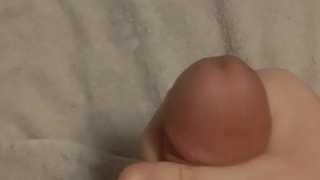 Horny jerk off vid