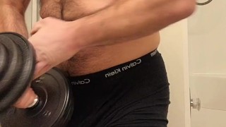 MUSCLE BEAR GETS IN ARM WORKOUT BEFORE SHOWER!