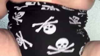 BBW Goth gets a huge creampie 🖤😍💦💦