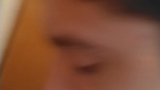 Masturbandome en el baño de la oficina