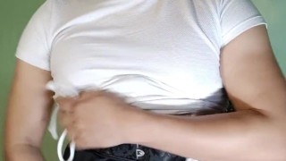 Femboy masturbating so rich and moaning.