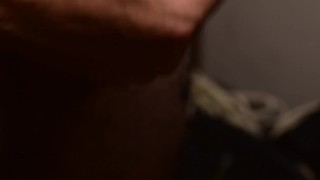 Sesión de masturbación me corro en mi ropa interior