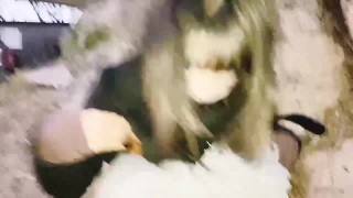 【野外おしっこ】山の中でおしっこ我慢出来なくて人目気にしながら放尿しちゃった　露出　　日本人　素人