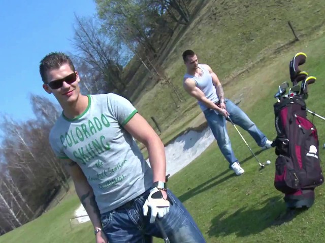 Gaywire - Bareback Sex on the Golf Course With Mark Brown and Franc Zambo  Out in Public - VidÃ©os Porno Gratuites - YouPorngay